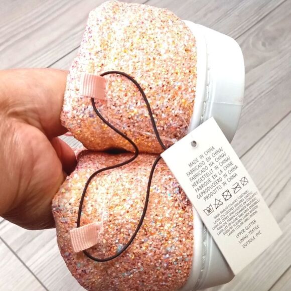 (72-3868) 🔥3/$20🔥 K KomForme Shoes Sz 2 - Picture 6 of 9